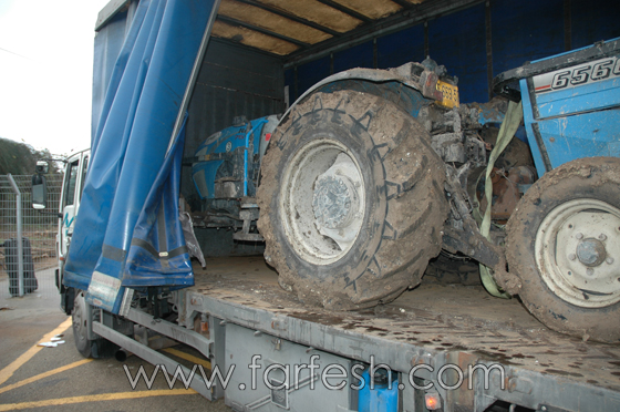 اعتقال أفراد عصابة اختصت بسرقة التراكتورونات صورة رقم 1 اعتقال أفراد عصابة اختصت بسرقة التراكتورونات صورة رقم 1