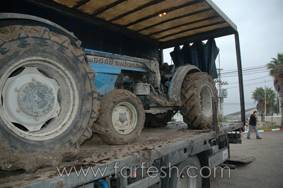 اعتقال أفراد عصابة اختصت بسرقة التراكتورونات صورة رقم 4 اعتقال أفراد عصابة اختصت بسرقة التراكتورونات صورة رقم 4