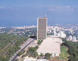 جامعة حيفا تحظر مظاهرة طلابية في ذكرى العدوان على غزة صورة رقم 1