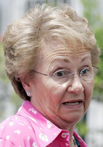 أخت فيدل كاسترو الصغرى عميلة للـ CIA        صورة رقم 1