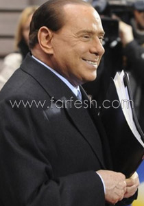 بيرلسكونى يتهكم على نفسه ويرسم بسمة على وجه الأوروبيين صورة رقم 1 بيرلسكونى يتهكم على نفسه ويرسم بسمة على وجه الأوروبيين صورة رقم 1