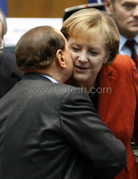 بيرلسكونى يتهكم على نفسه ويرسم بسمة على وجه الأوروبيين صورة رقم 8 بيرلسكونى يتهكم على نفسه ويرسم بسمة على وجه الأوروبيين صورة رقم 8