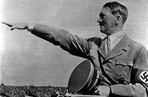 هتلر لم ينتحر عام 1945 بل فر من برلين صورة رقم 5