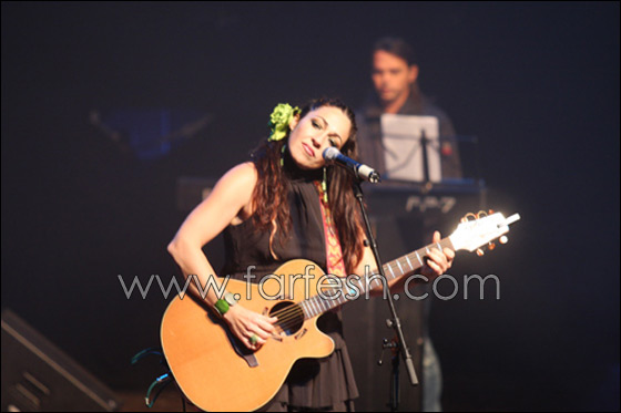 زمردة الاسبانية تغني لحرية القدس  صورة رقم 1