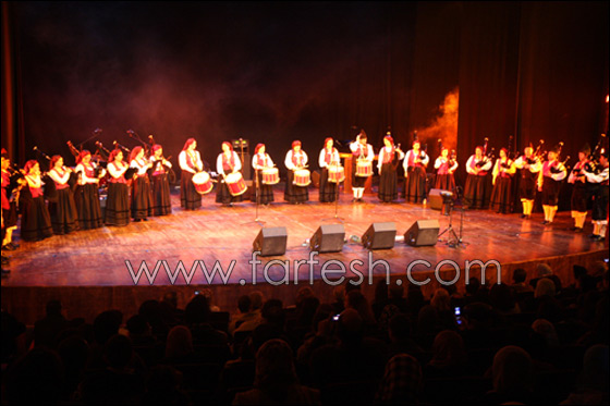 زمردة الاسبانية تغني لحرية القدس  صورة رقم 3