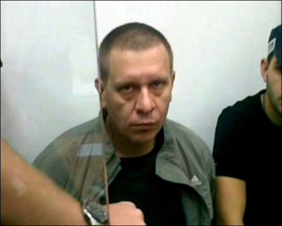 نادل يقف وراء ذبح عائلة كاملة صورة رقم 7 نادل يقف وراء ذبح عائلة كاملة صورة رقم 7