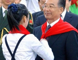 زعيم كوريا يعاني من فوبيا الطيران ويمتلك 6 قطارات ملوكية صورة رقم 1 زعيم كوريا يعاني من فوبيا الطيران ويمتلك 6 قطارات ملوكية صورة رقم 1