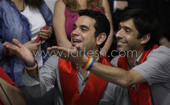 هل سينجح أليكس وخوسيه في عقد أول قران مثلي في الأرجنتين؟        صورة رقم 12