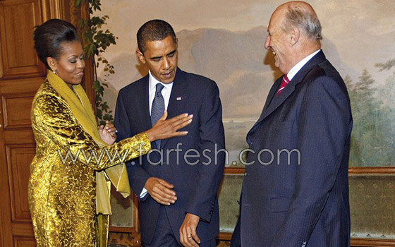 اوباما يتسلم جائزة نوبل على