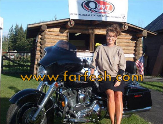 الرقص خارج الصف مع سارة بالين     صورة رقم 11