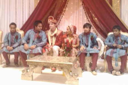 شقيق وزير بريطاني يعتنق الإسلام ليتزوج من حبيبته بعد 14 عامًا  صورة رقم 2