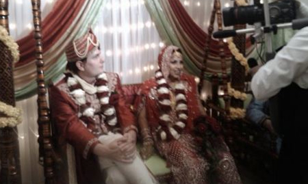 شقيق وزير بريطاني يعتنق الإسلام ليتزوج من حبيبته بعد 14 عامًا  صورة رقم 3