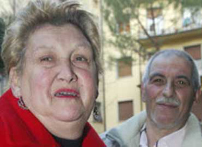 رغم معارضة الكنيسة الكاثوليكية: عقد قران رجل مغير نوعهاً   صورة رقم 4