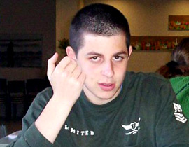 مصدر في غزة لمسلسلات اون لاين: نصلي لإنهاء قضية الجندي شليط    صورة رقم 1