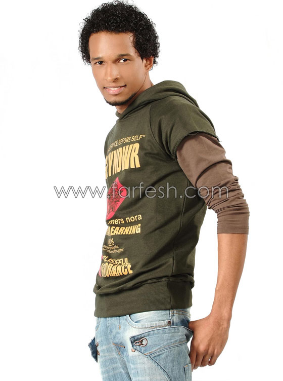 منى أمرشا تعايد الجمهور عبر منى أمرشا تعايد الجمهور عبر