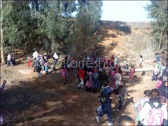 لجنة العمل النسائي تنظم رحلة ترفيهية لطالبات الفرقان        صورة رقم 9