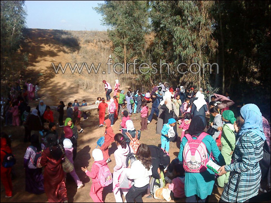 لجنة العمل النسائي تنظم رحلة ترفيهية لطالبات الفرقان        صورة رقم 4