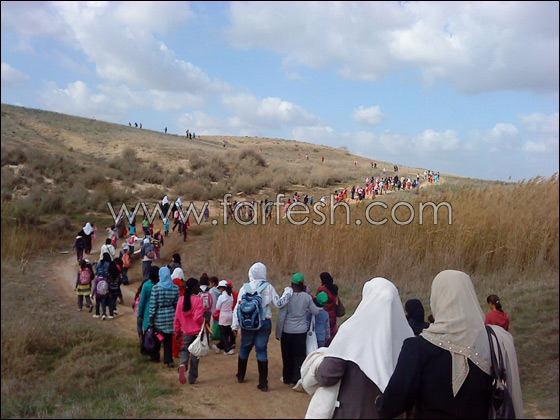 لجنة العمل النسائي تنظم رحلة ترفيهية لطالبات الفرقان        صورة رقم 3