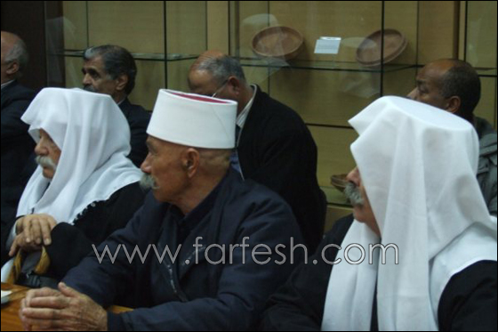 وفد من مجلس ساجور ووفد مقدسي يزورون بلدية الناصرة للتضامن مع رئيسها رامز جرايسي  صورة رقم 9