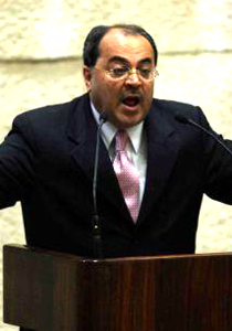 النائب الطيبي: نحن ضحايا الصهيونية صورة رقم 1