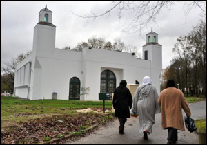 فرنسا: إبعاد إمام مسجد فرنسا: إبعاد إمام مسجد