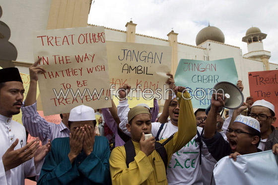 مظاهرات في ماليزيا احتجاجا لاستخدام مسيحيين كلمة الله        صورة رقم 8
