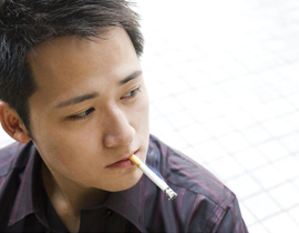 الامارات: عقاب المدخنين مليون درهم وحبس لعامين صورة رقم 1 الامارات: عقاب المدخنين مليون درهم وحبس لعامين صورة رقم 1