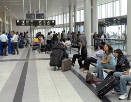 توقيف عراقية في مطار لبنان بتهمة اختلاس 15 مليون دولار صورة رقم 1 توقيف عراقية في مطار لبنان بتهمة اختلاس 15 مليون دولار صورة رقم 1