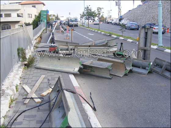 انهيار جدار هائل بسبب أعمال ترميمات في الناصرة صورة رقم 1 انهيار جدار هائل بسبب أعمال ترميمات في الناصرة صورة رقم 1