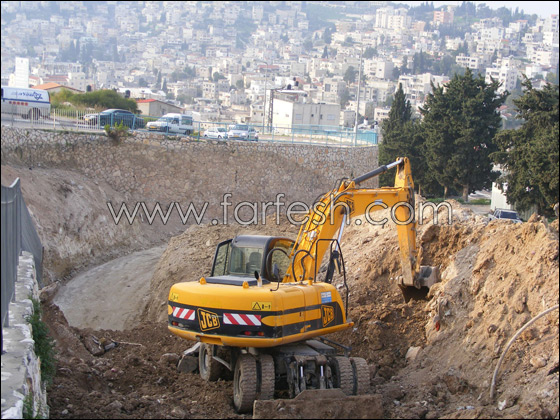 انهيار جدار هائل بسبب أعمال ترميمات في الناصرة صورة رقم 3 انهيار جدار هائل بسبب أعمال ترميمات في الناصرة صورة رقم 3