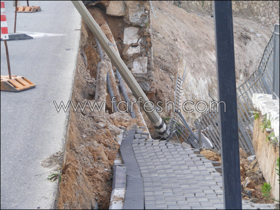 انهيار جدار هائل بسبب أعمال ترميمات في الناصرة صورة رقم 10 انهيار جدار هائل بسبب أعمال ترميمات في الناصرة صورة رقم 10