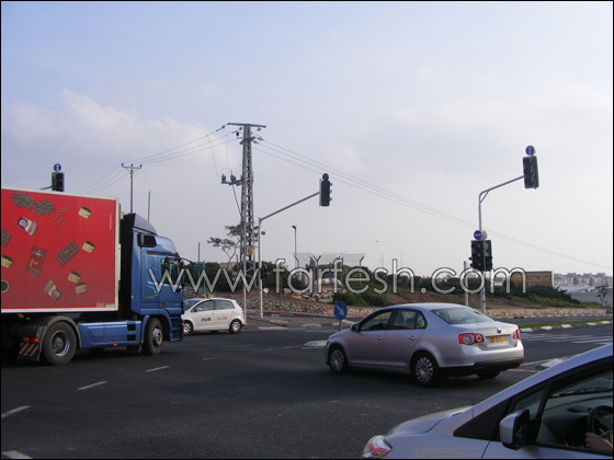 انهيار جدار هائل بسبب أعمال ترميمات في الناصرة صورة رقم 21 انهيار جدار هائل بسبب أعمال ترميمات في الناصرة صورة رقم 21