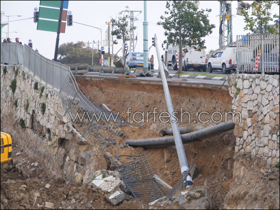 انهيار جدار هائل بسبب أعمال ترميمات في الناصرة صورة رقم 15 انهيار جدار هائل بسبب أعمال ترميمات في الناصرة صورة رقم 15