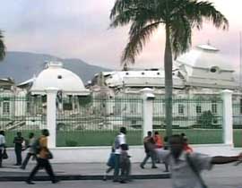 زلزال هاييتي بقوة 7 درجات يدمر القصر الرئاسي        صورة رقم 1