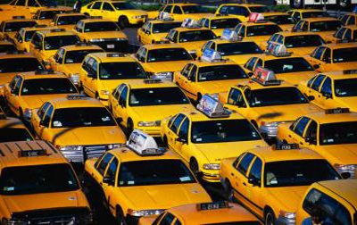 سائقي سيارات الأجرة في بيت لحم يطالبون بتحسين ظروف عملهم صورة رقم 1