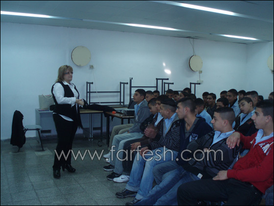 سلسة محاضرات حول الزواج المبكر من قبل منتدى المحاميات في كفرمندا صورة رقم 13 سلسة محاضرات حول الزواج المبكر من قبل منتدى المحاميات في كفرمندا صورة رقم 13