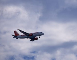 تهديد كاذب بقنبلة يعرقل رحلة أوروبا  صورة رقم 1