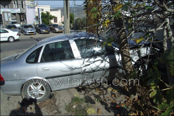 اصابة متفاوتة لشابة من طرعان بعد اصطدامها بجدار في بلدة كفركنا  صورة رقم 3