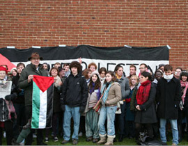 مسيرة في لندن.. لمرور عام على مجزرة غزة صورة رقم 1