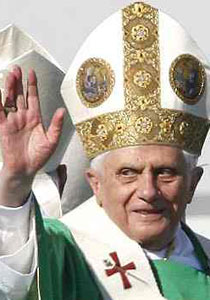 الفاتيكان يشن حربا على 