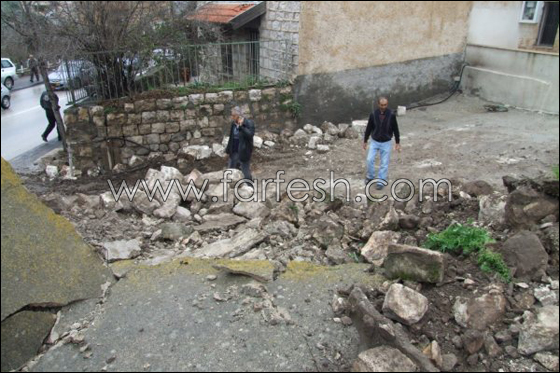 انهيار مبنى قديم بسبب مياة الأمطار الغزيرة في كفركنا صورة رقم 5 انهيار مبنى قديم بسبب مياة الأمطار الغزيرة في كفركنا صورة رقم 5