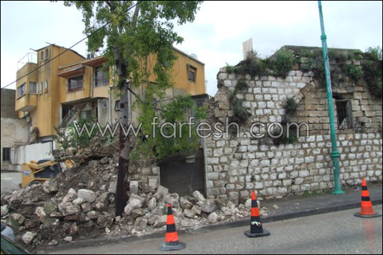 انهيار مبنى قديم بسبب مياة الأمطار الغزيرة في كفركنا صورة رقم 3 انهيار مبنى قديم بسبب مياة الأمطار الغزيرة في كفركنا صورة رقم 3