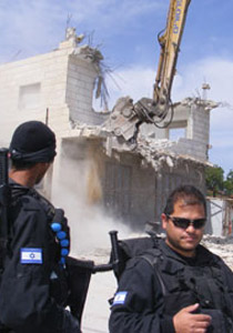 القدس: هدم 24154 منزلا منذ 67 وغرامات بالملايين  صورة رقم 1