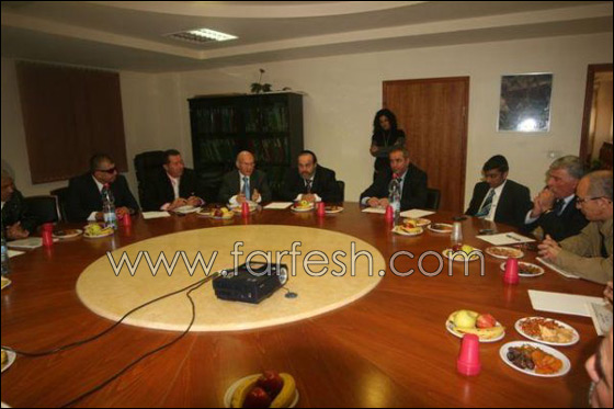 مجلس كفركنا يستقبل رئيس لجنة الداخلية البرلمانية دافيد ازولاي صورة رقم 4 مجلس كفركنا يستقبل رئيس لجنة الداخلية البرلمانية دافيد ازولاي صورة رقم 4