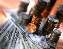 عجوز تشترط حصول حفيدها على الثروة بطلاقه لزوجته  صورة رقم 1