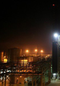 خطر انقطاع الكهرباء في غزة بسبب عدم تمويل ثمن الوقود صورة رقم 1