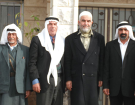 وفد من المجلس الإقليمي في النقب يتضامن مع الشيخ رائد صلاح  صورة رقم 1