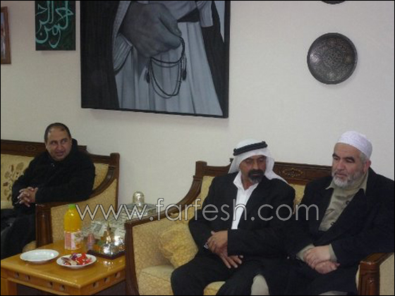 وفد من المجلس الإقليمي في النقب يتضامن مع الشيخ رائد صلاح  صورة رقم 18