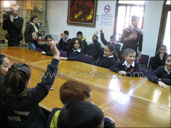 لقاء بين طلاب مدرسة 