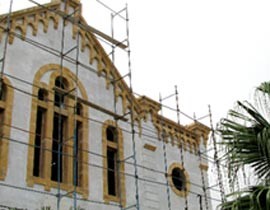 أسرة الحريري تتبرع لترميم كنيس يهودي ببيروت صورة رقم 1 أسرة الحريري تتبرع لترميم كنيس يهودي ببيروت صورة رقم 1